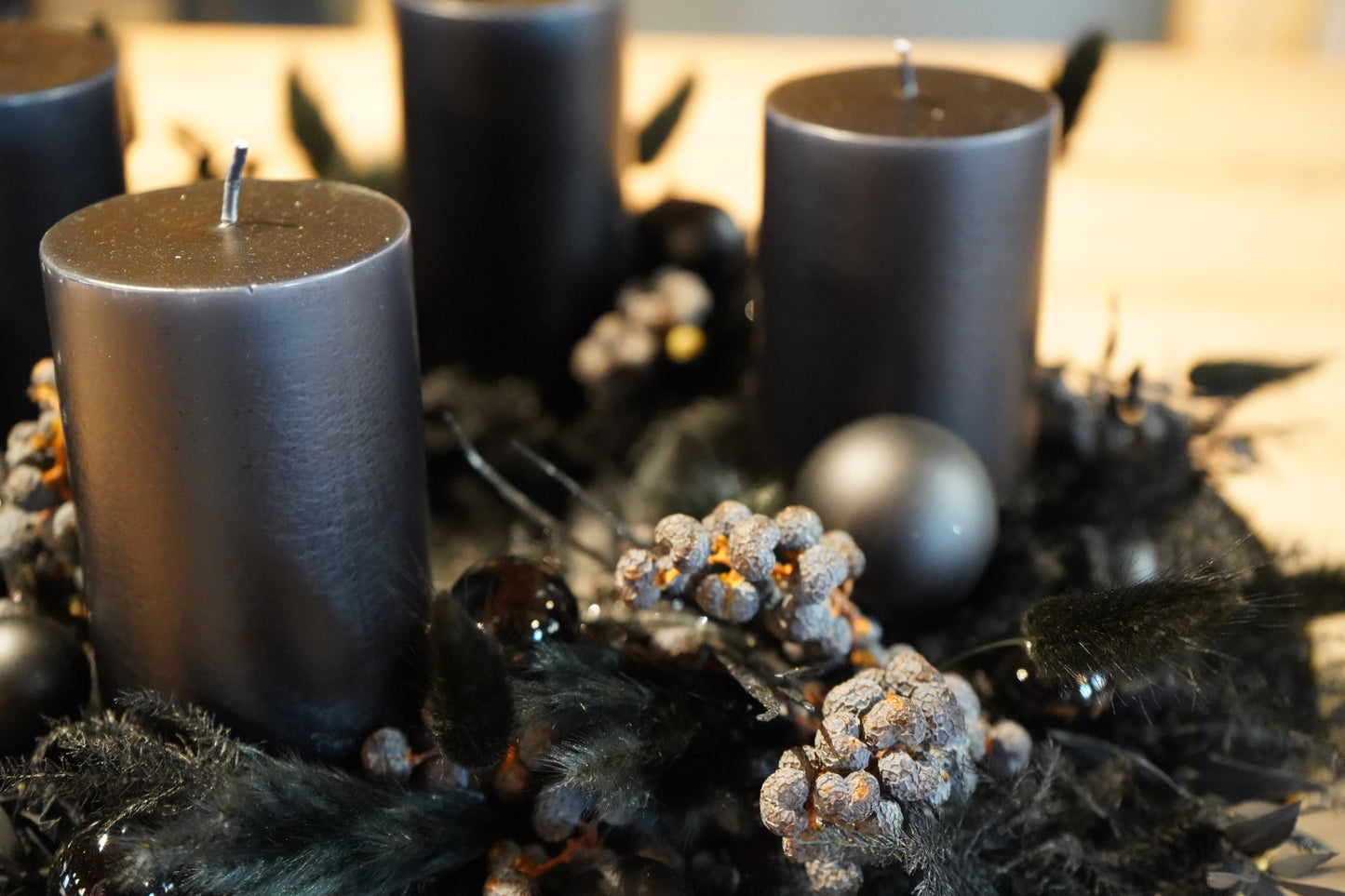 Adventskranz black