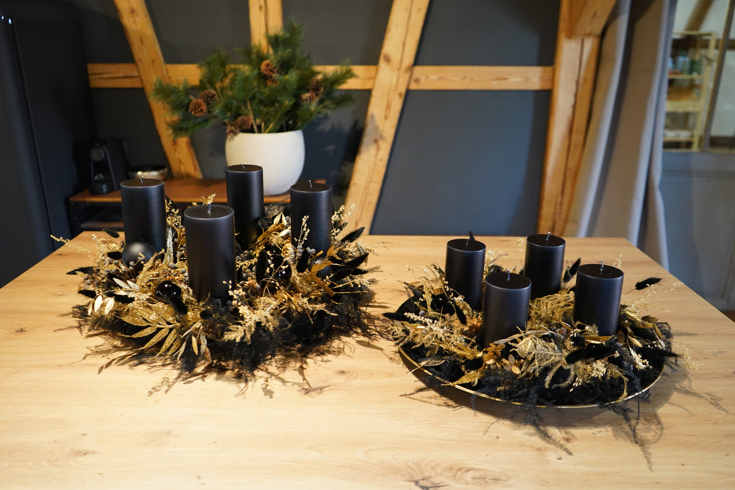 Adventskranz gold black